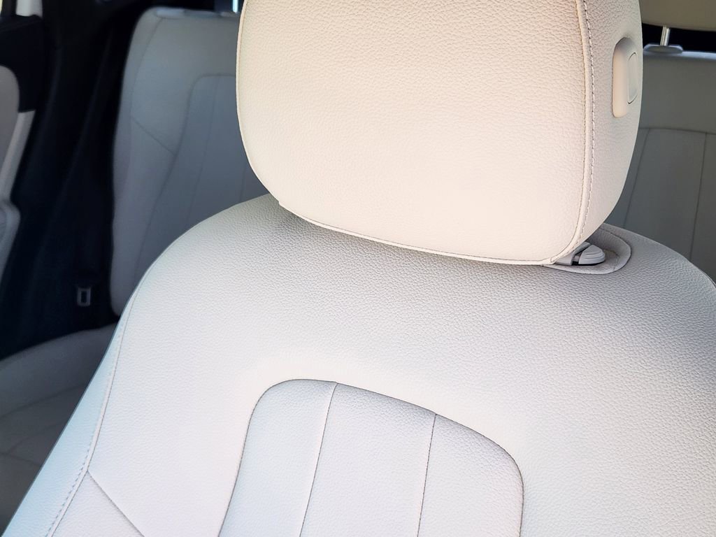 Certified 2026 Mercedes-Benz GLA 250 4MATIC image 14