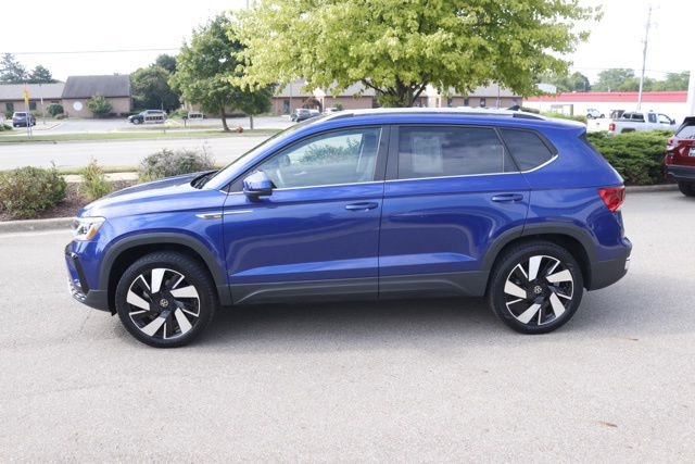Used 2024 Volkswagen Taos SEL image 7