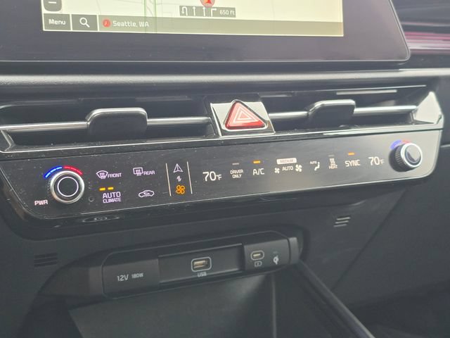 Certified 2024 Kia Niro Wind w/ Wind Preserve Package FWD image 31