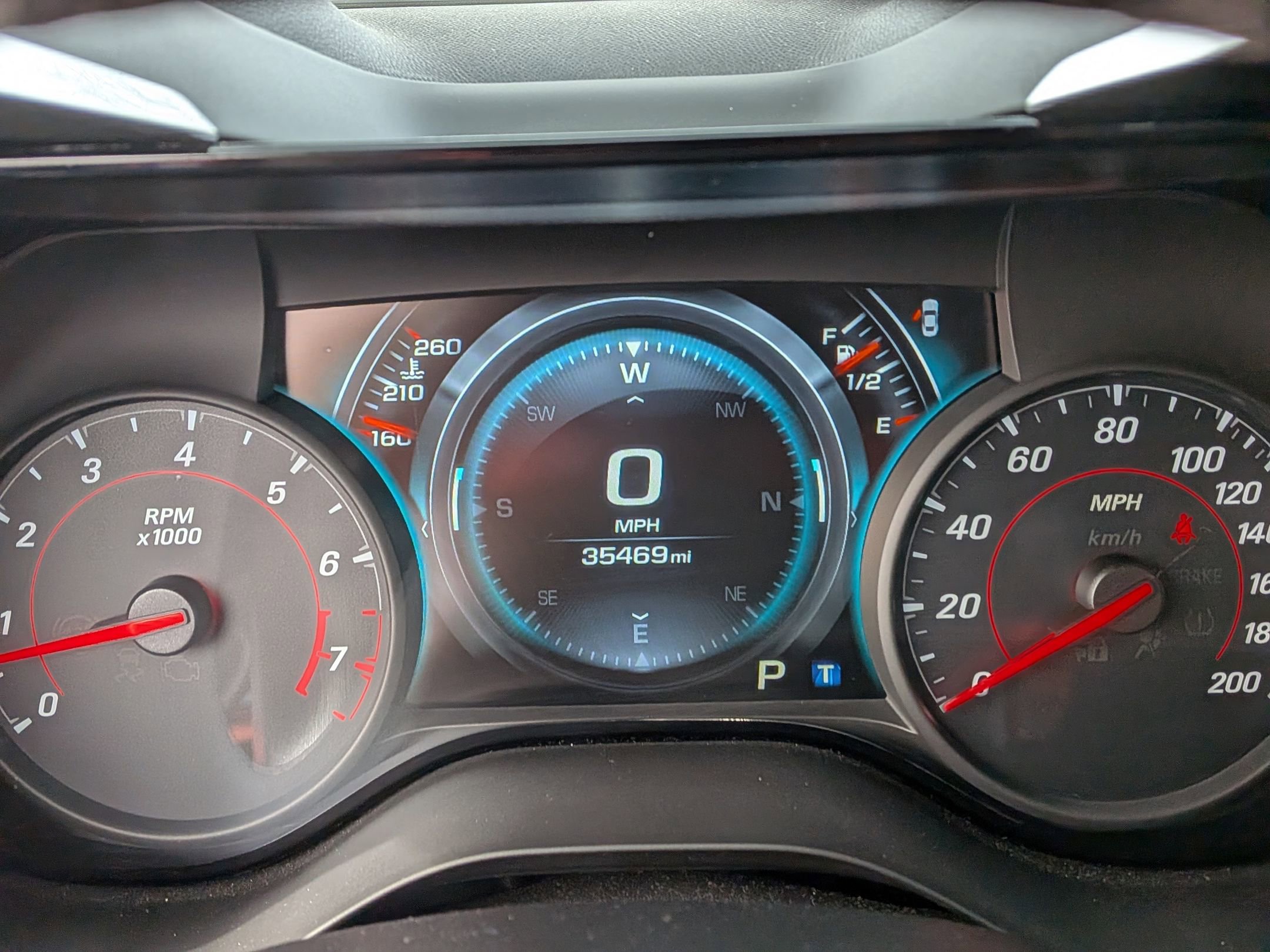 Used 2018 Chevrolet Camaro SS image 24