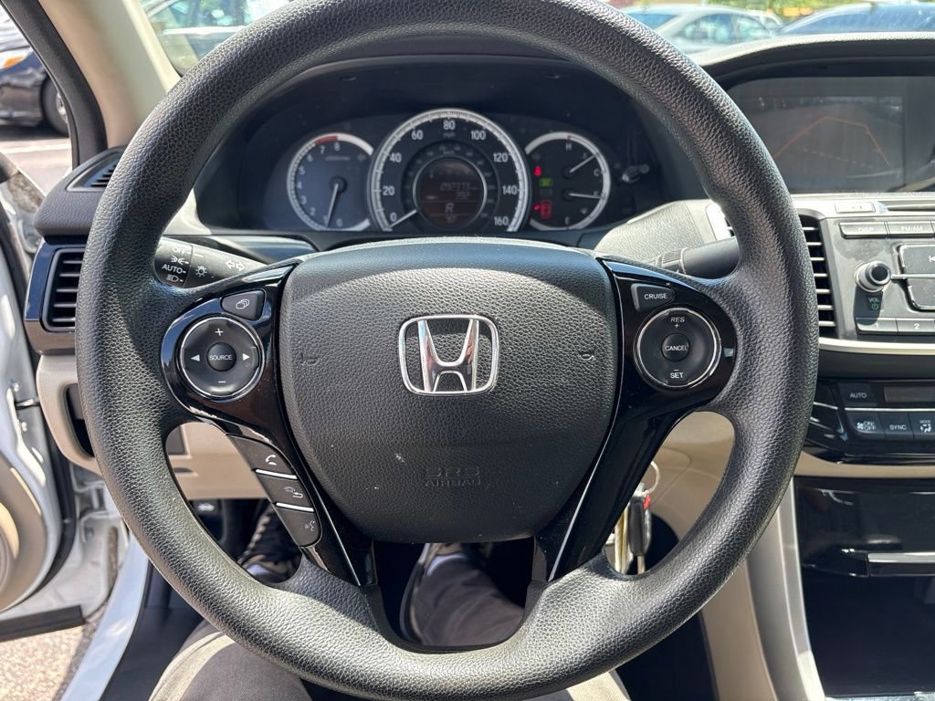Used 2016 Honda Accord LX image 17