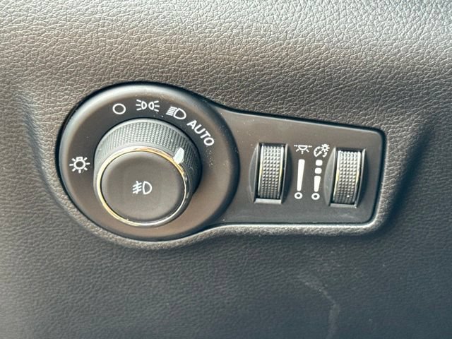 Used 2024 Jeep Compass Limited AWD/4WD image 39
