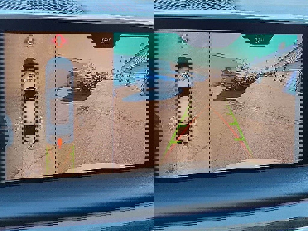 Used 2019 BMW 740i xDrive w/ Executive Package image 16