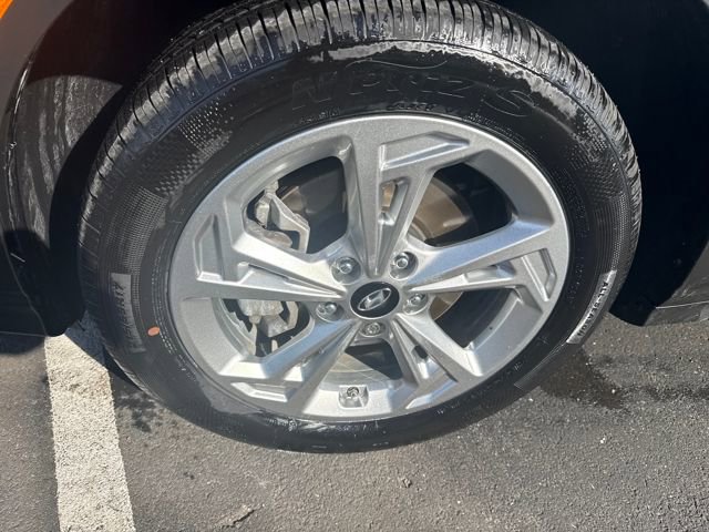 Certified 2023 Hyundai Kona SEL w/ Convenience Package image 40