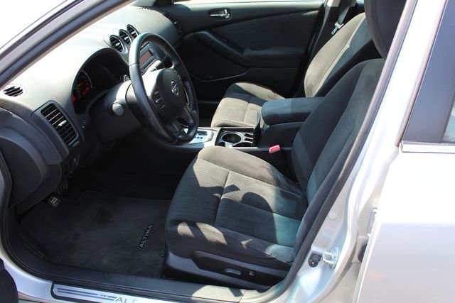 Used 2011 Nissan Altima 3.5 SR image 13