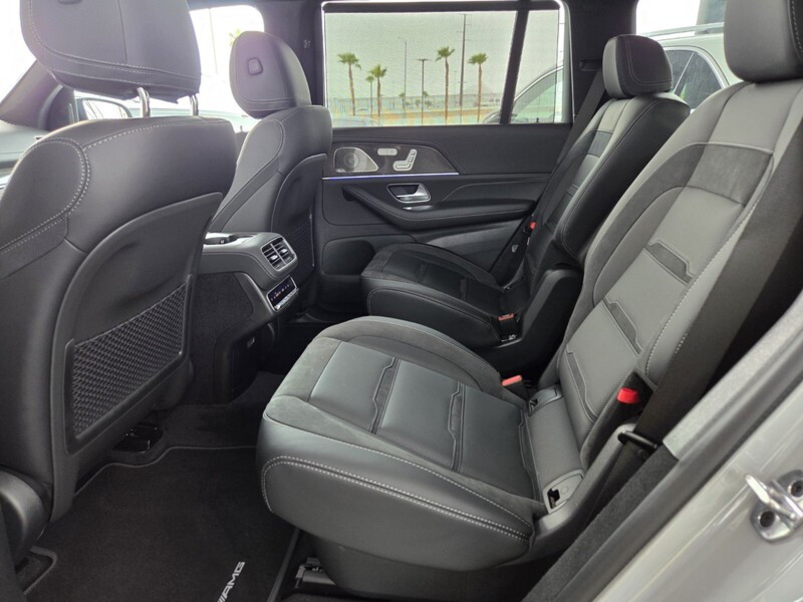 New 2026 Mercedes-Benz GLS 63 AMG 4MATIC image 12
