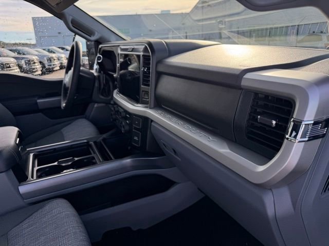 New 2026 Ford F250 XLT w/ XLT Premium Package image 25