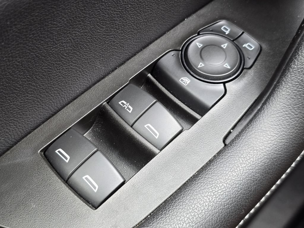 Used 2024 Chevrolet Blazer LT w/ Convenience Package FWD image 30