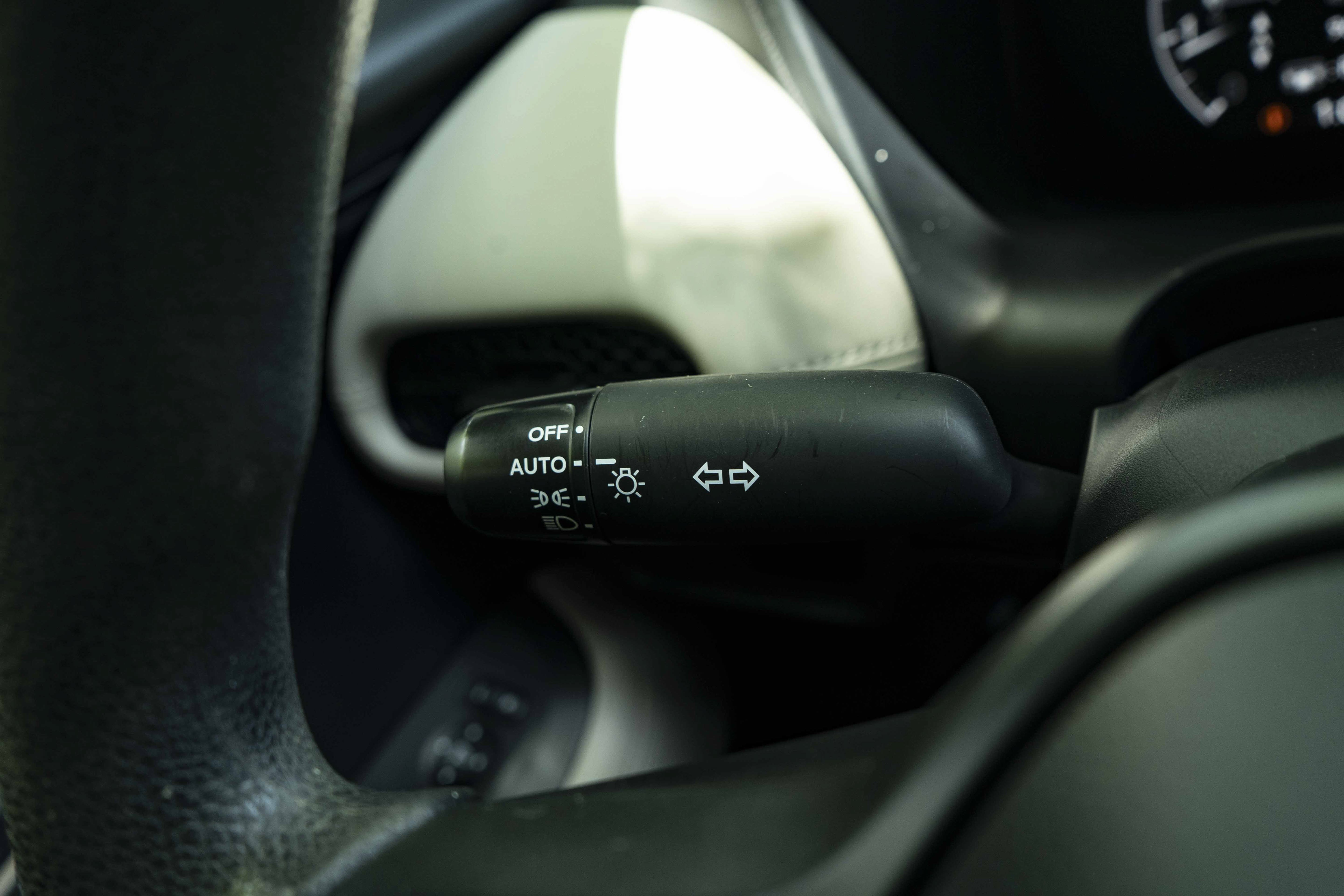 Used 2023 Honda HR-V LX image 23