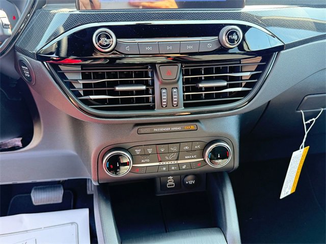 New 2025 Ford Escape ST-Line w/ Cold Weather Package image 4