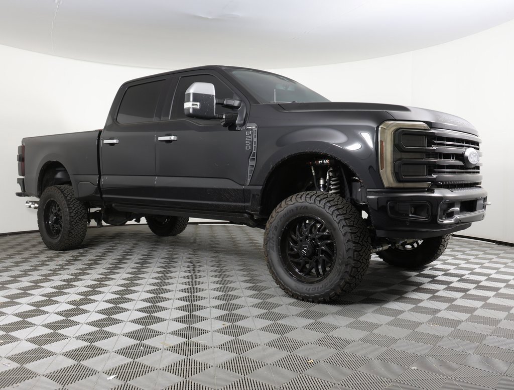 Used 2024 Ford F250 Limited w/ FX4 Off-Road Package image 3