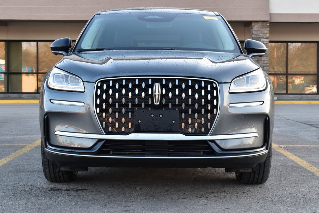 Used 2025 Lincoln Corsair Reserve image 2