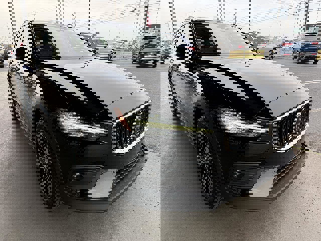 Used 2024 Volvo V60 B5 Cross Country Plus image 3