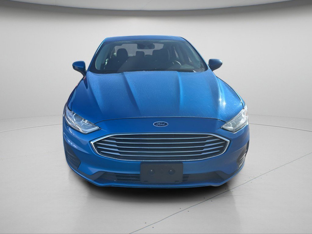 Used 2020 Ford Fusion SE image 3