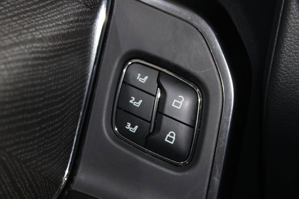 Used 2021 Ford F150 Platinum w/ Equipment Group 701A High image 42