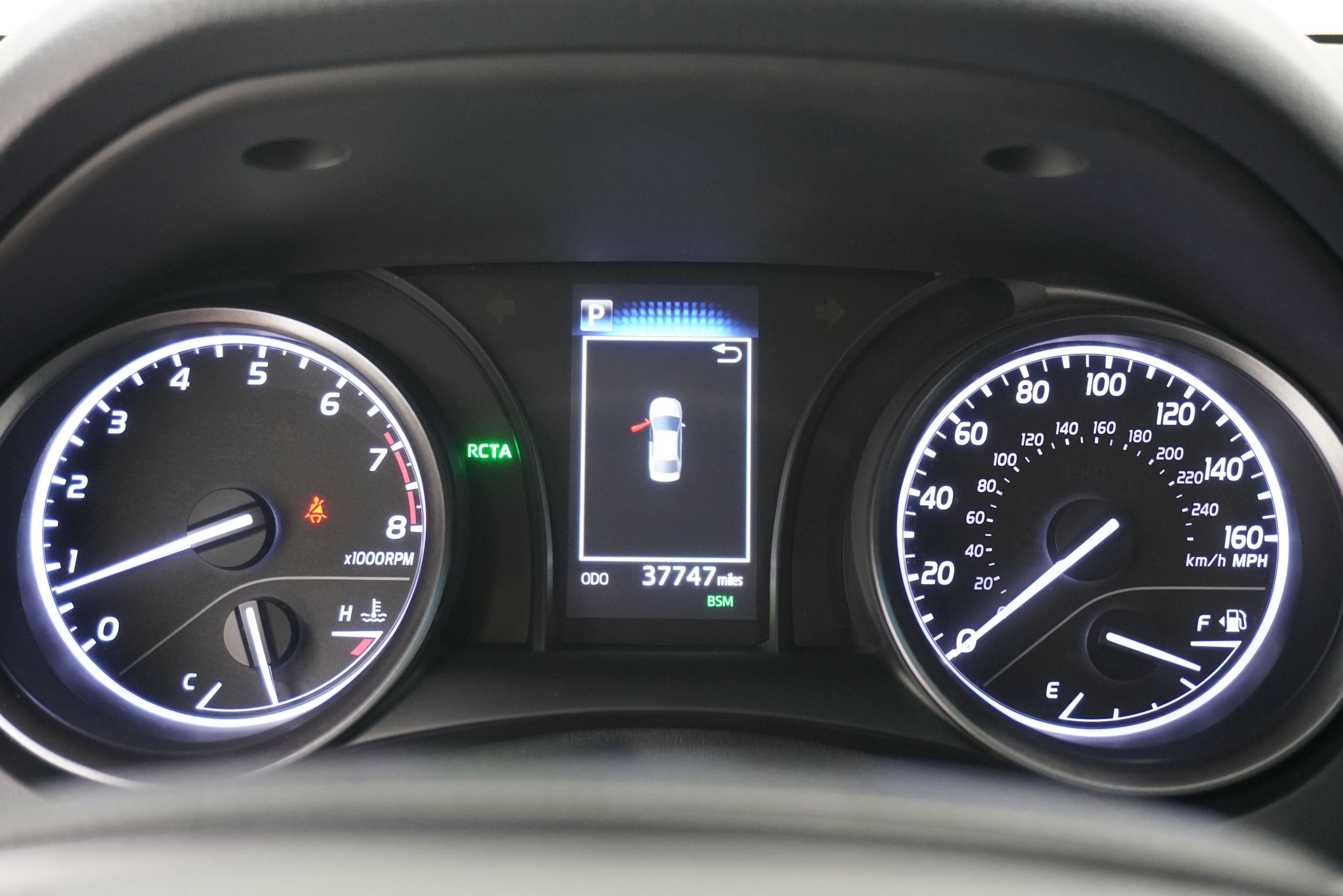 Used 2023 Toyota Camry SE w/ Convenience Package FWD image 17