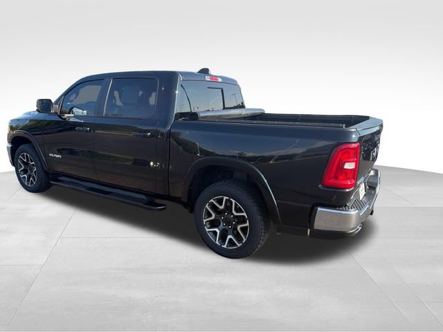 Used 2025 RAM 1500 Laramie AWD/4WD image 3