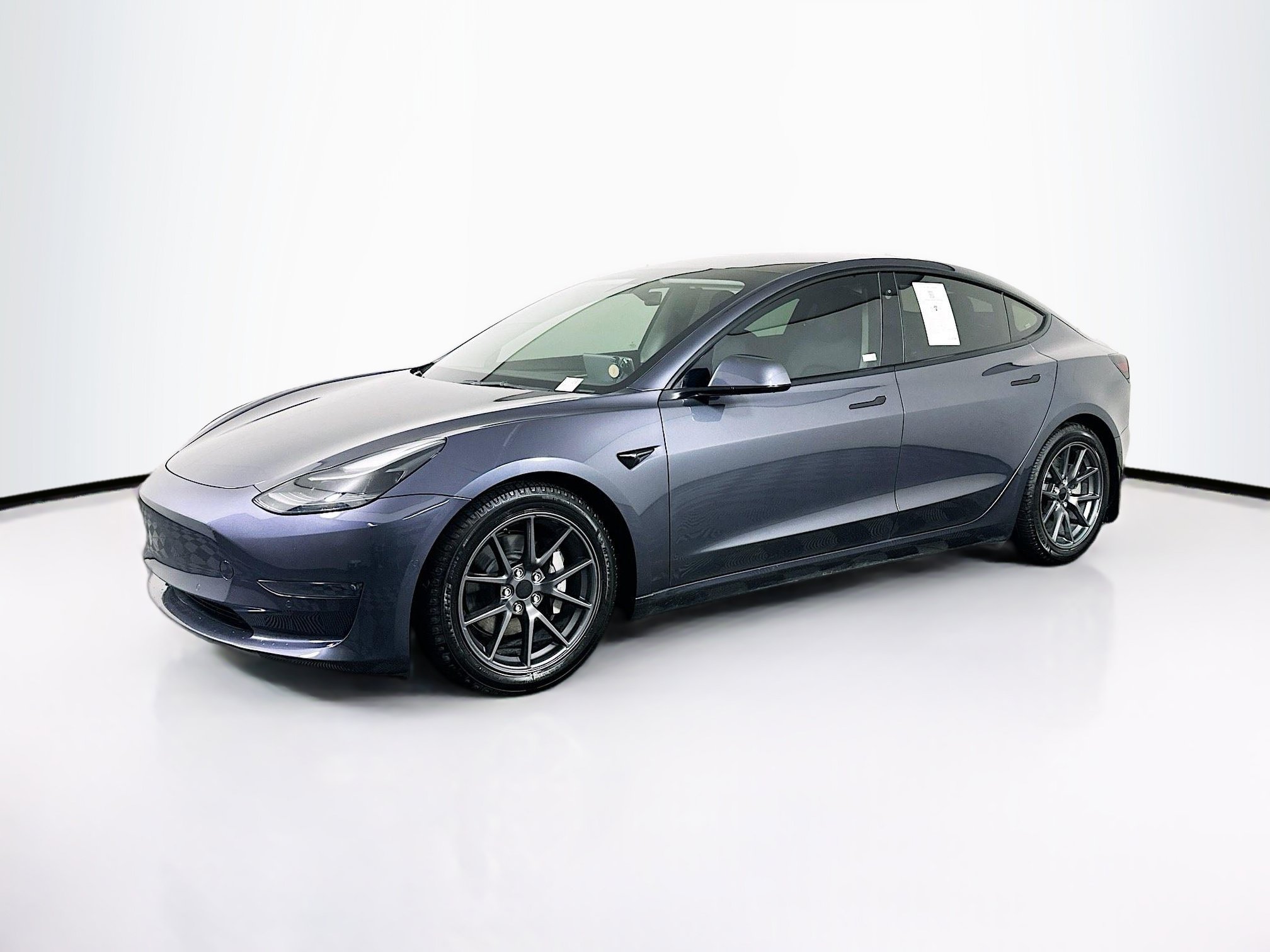 Used 2022 Tesla Model 3 Long Range AWD/4WD image 3