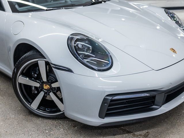 Certified 2022 Porsche 911 Targa 4S w/ Premium Package image 14