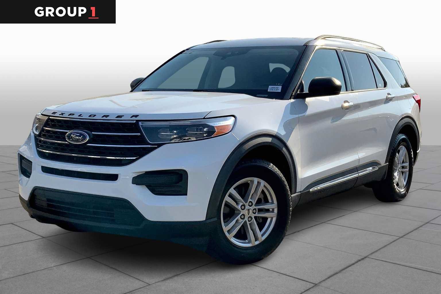 Used 2020 Ford Explorer XLT RWD image 1