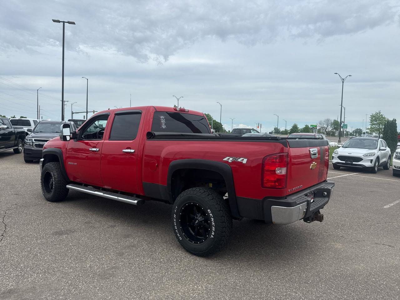 Used 2013 Chevrolet Silverado 2500 LT w/ Interior Plus Package AWD/4WD image 3