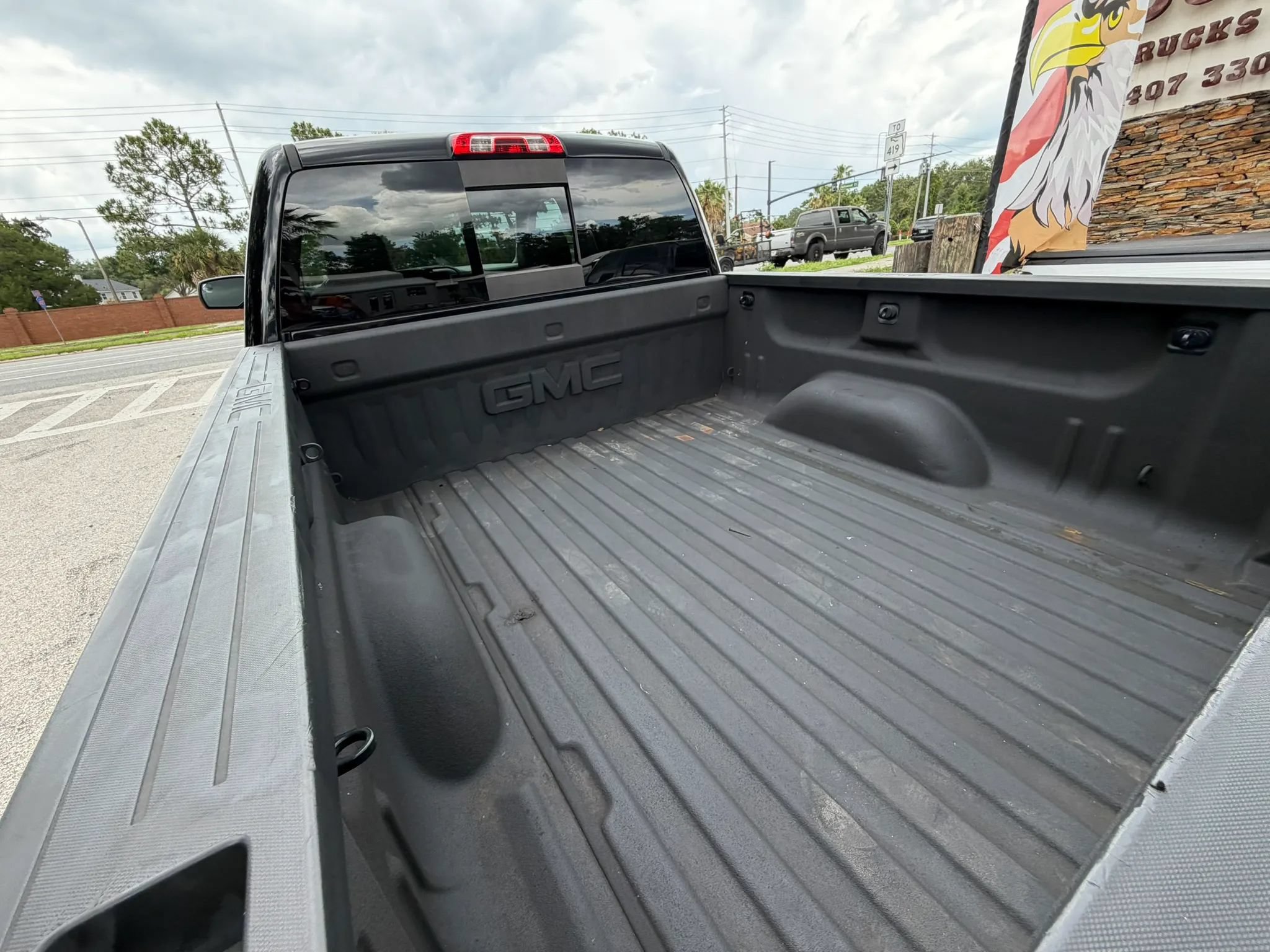 Used 2016 GMC Sierra 1500 SLT w/ All-Terrain Package AWD/4WD image 34