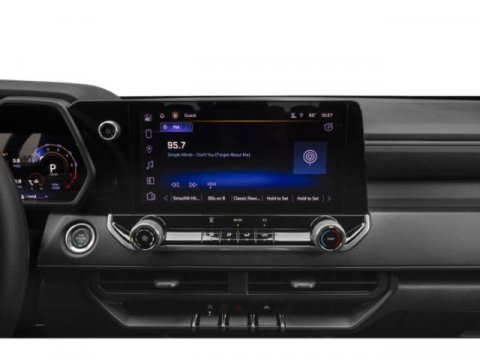 Used 2024 Chevrolet Colorado W/T image 13