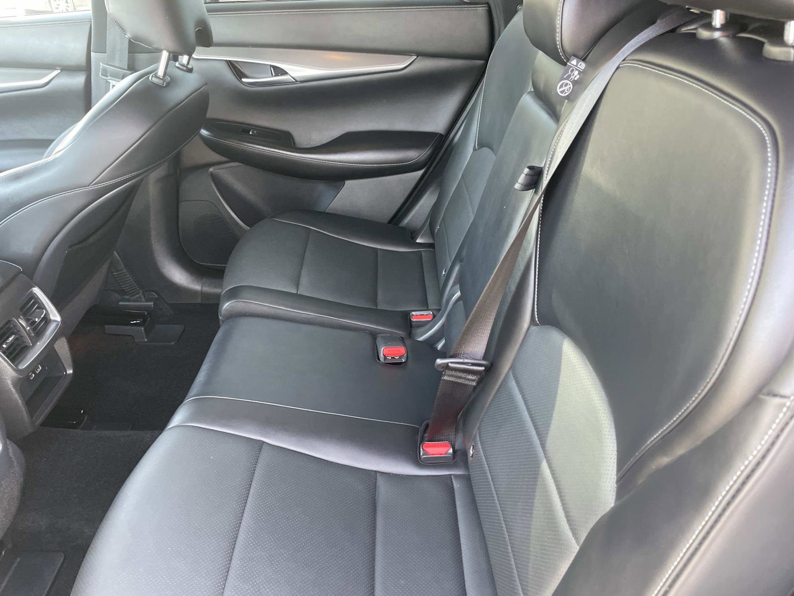 Used 2022 INFINITI QX50 Luxe w/ Appearance Package image 23