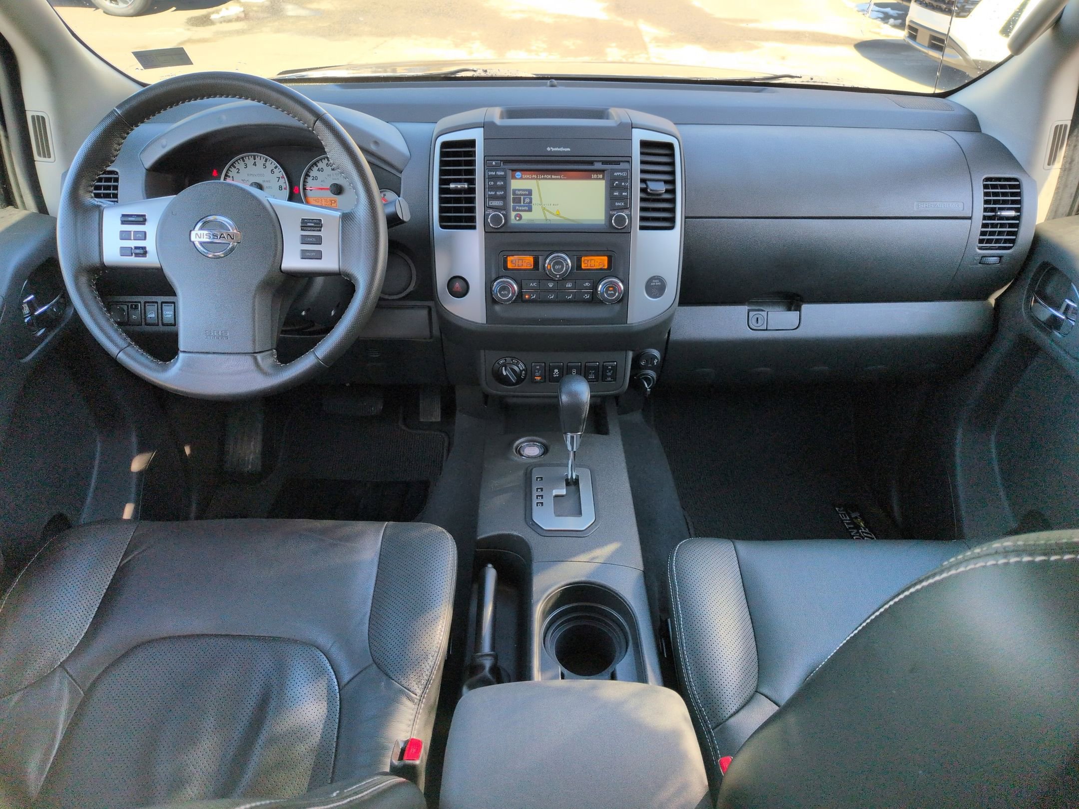 Used 2020 Nissan Frontier PRO-4X image 9