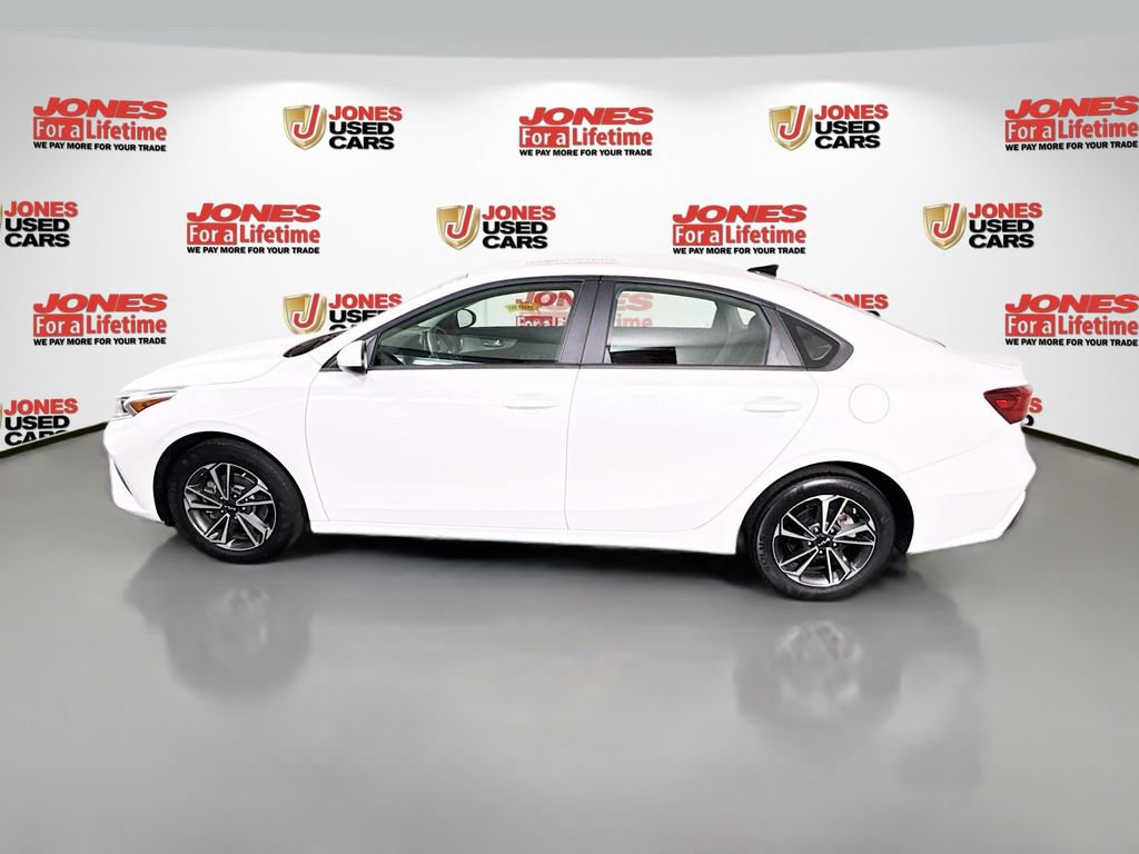 Used 2023 Kia Forte LXS FWD image 13
