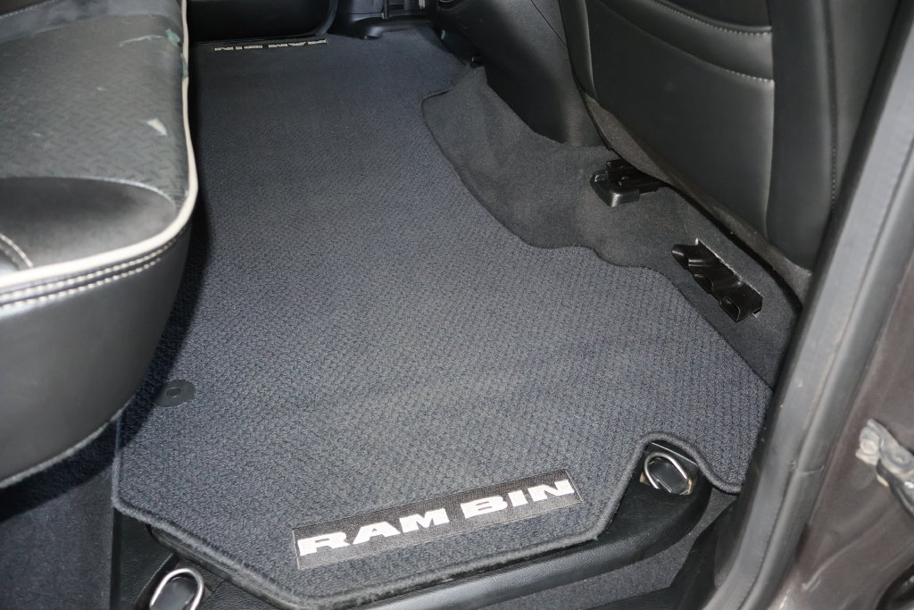 Used 2019 RAM 1500 Laramie AWD/4WD image 57