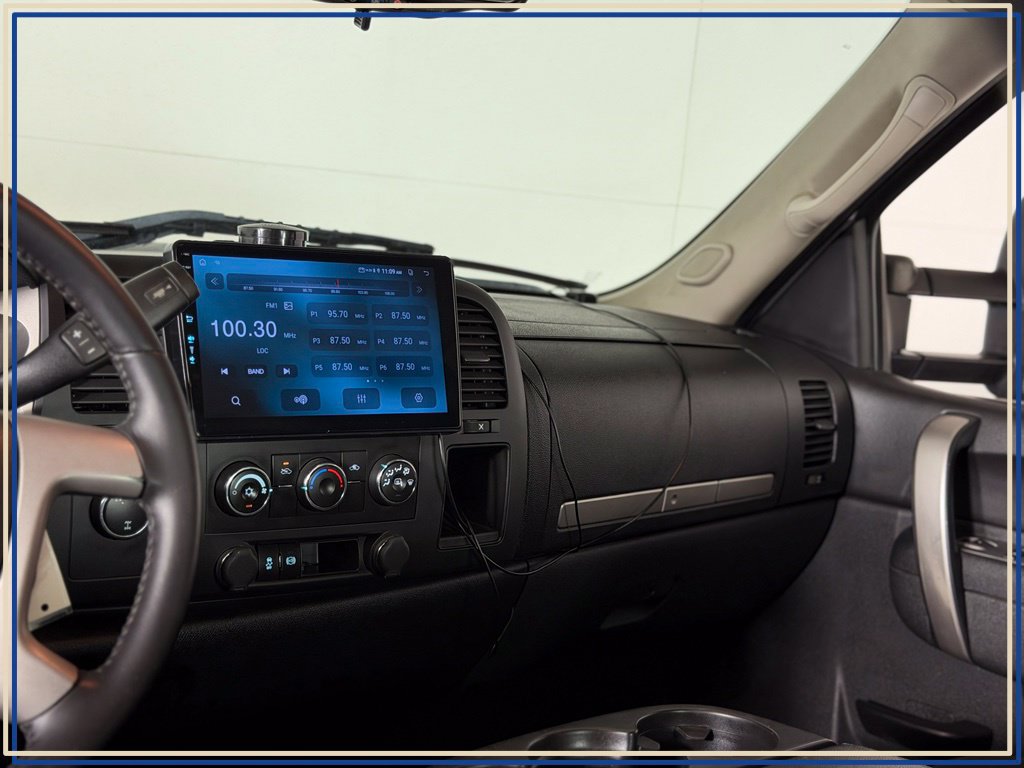 Used 2013 Chevrolet Silverado 2500 LT AWD/4WD image 17