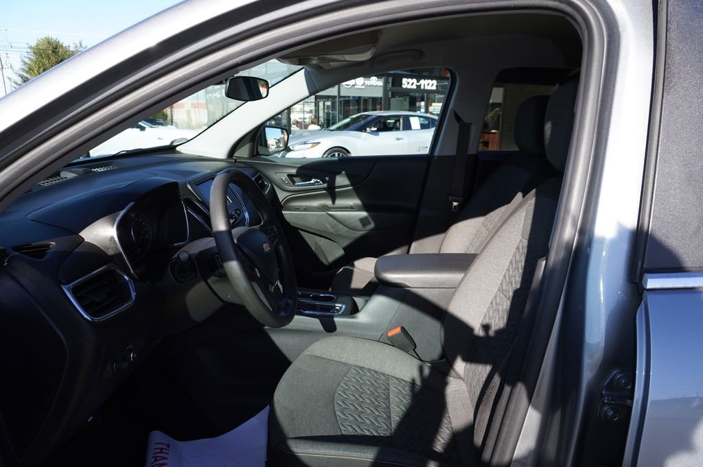 Used 2023 Chevrolet Equinox LT image 23