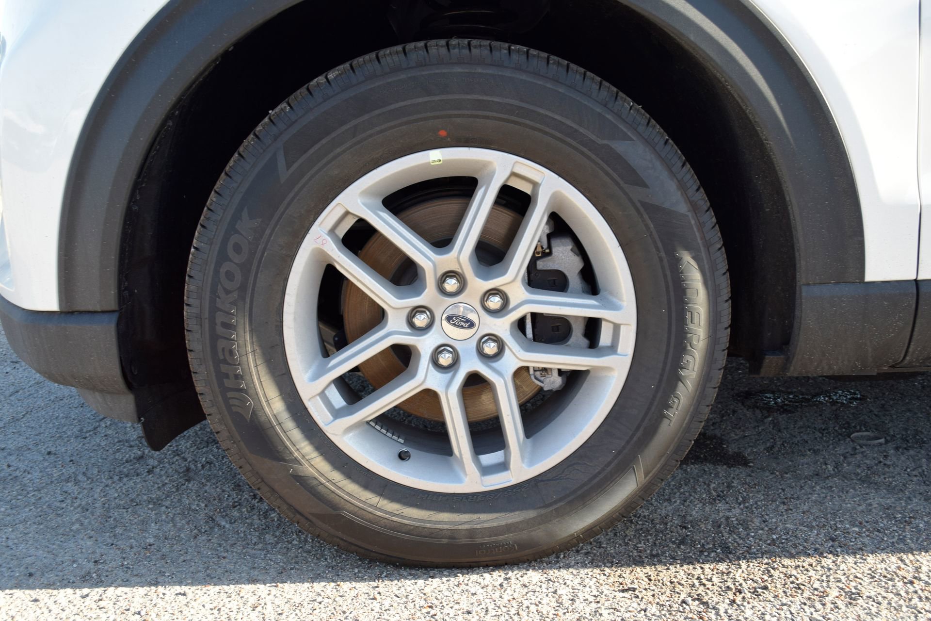 New 2026 Ford Explorer Active w/ Active Comfort Package image 27