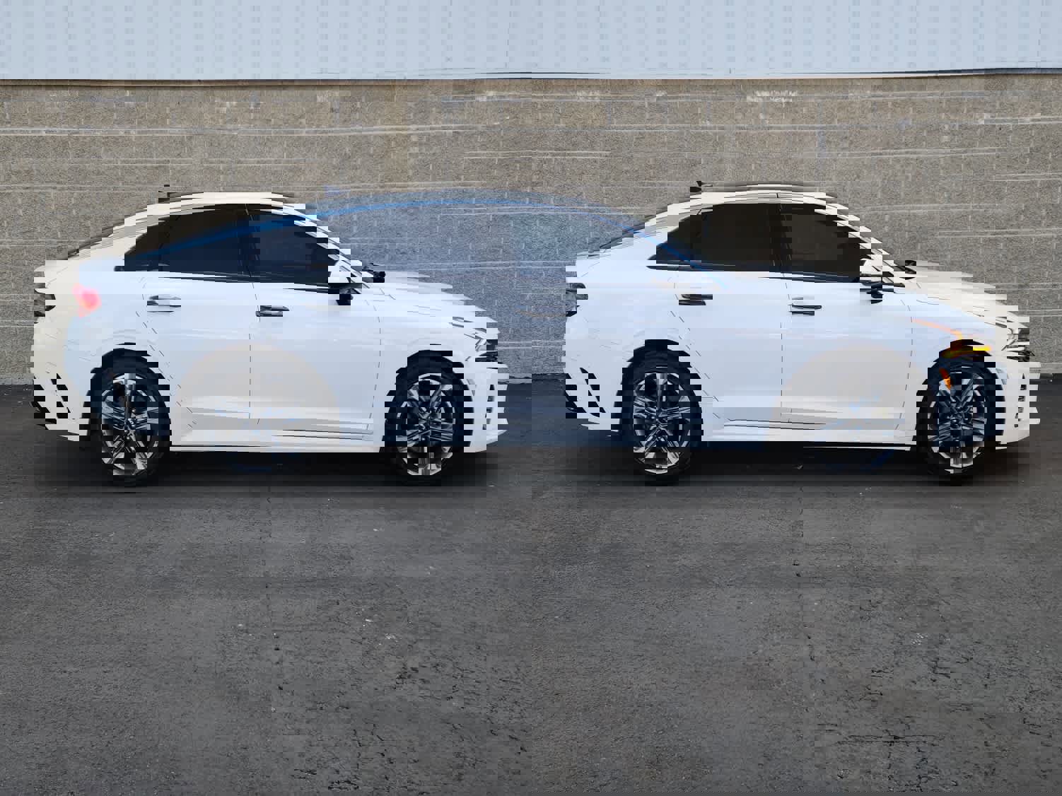 Used 2023 Kia K5 EX image 2