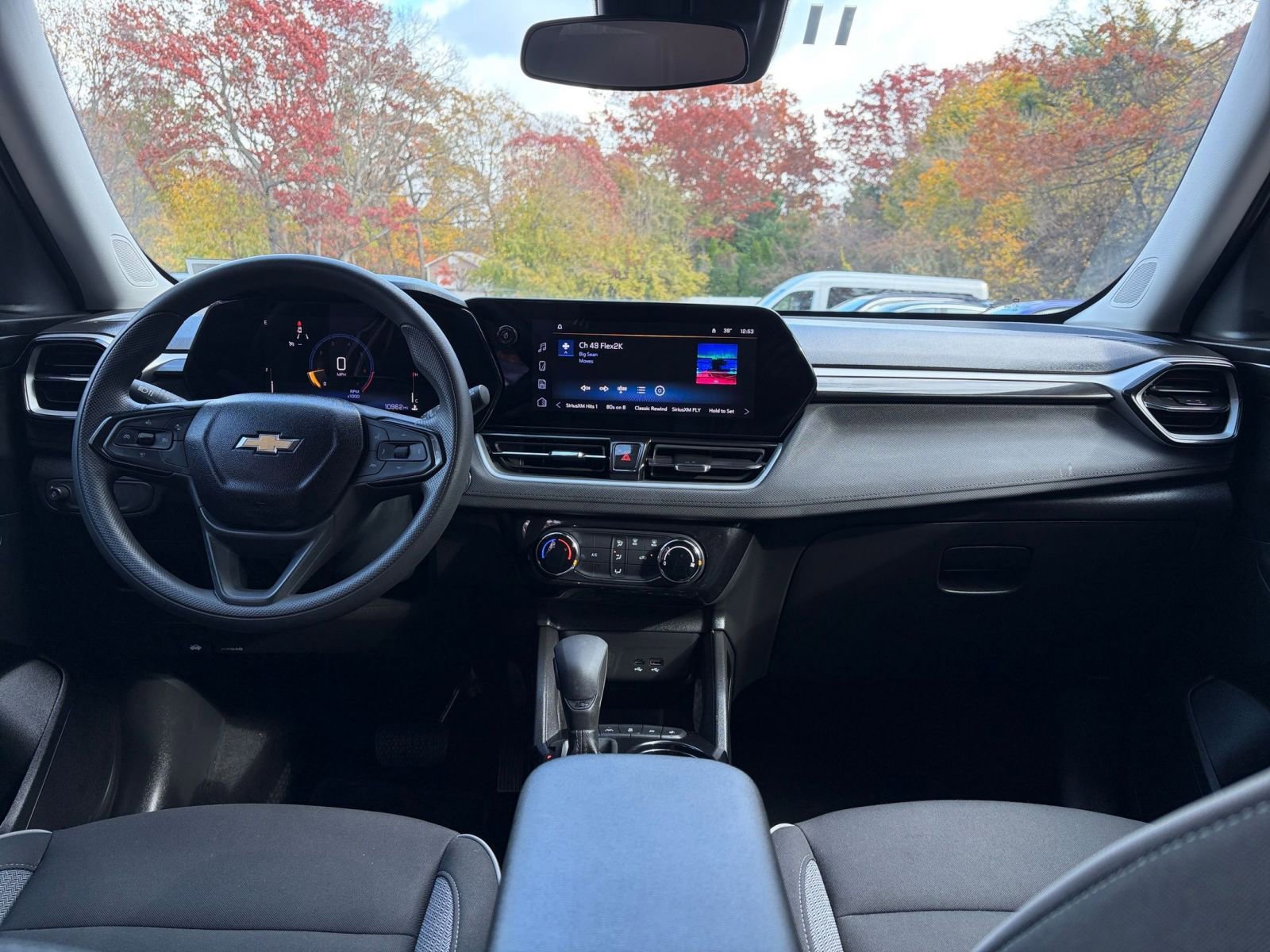 Used 2025 Chevrolet TrailBlazer LT image 31