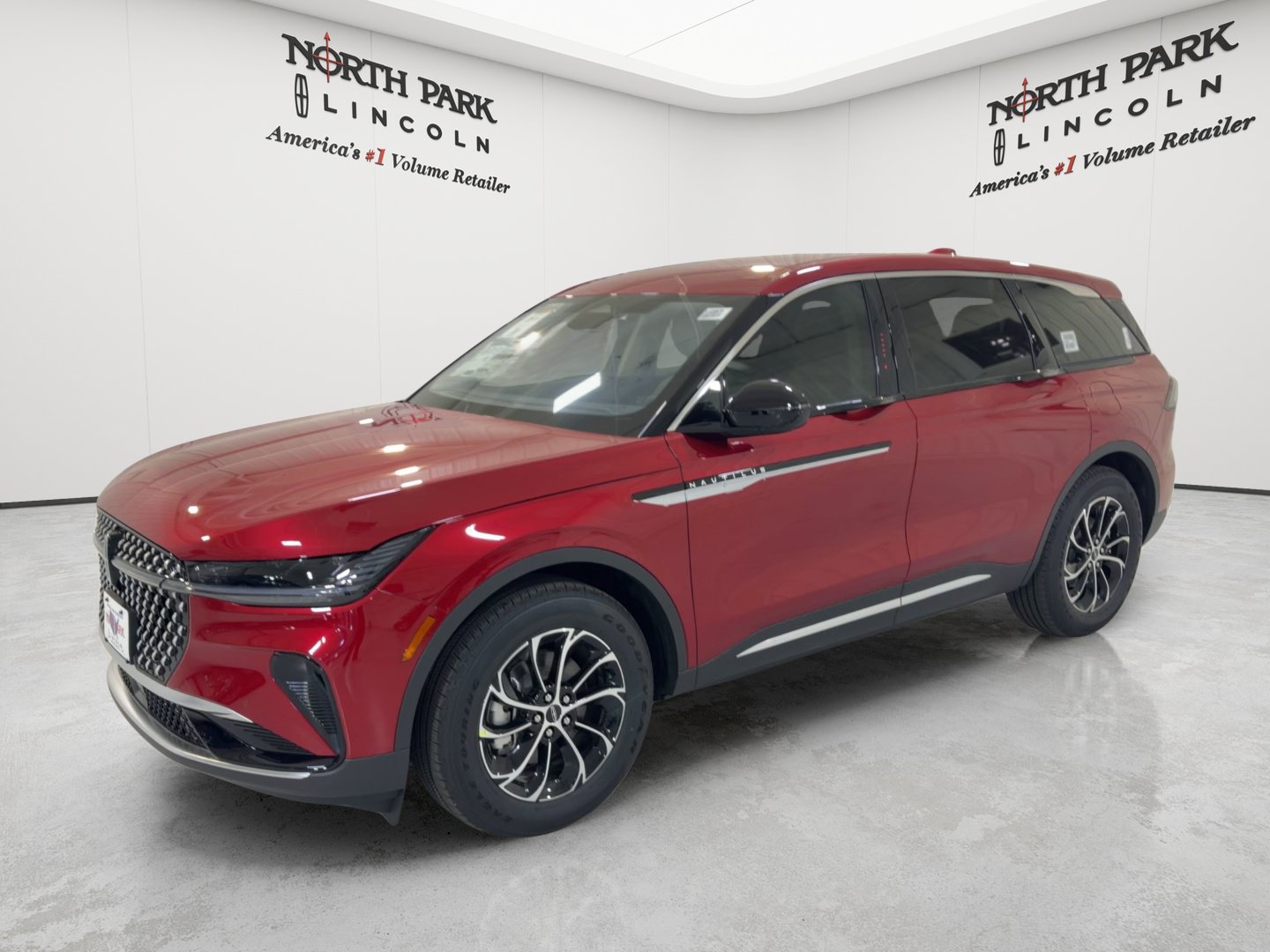 New 2026 Lincoln Nautilus Premier AWD/4WD image 5