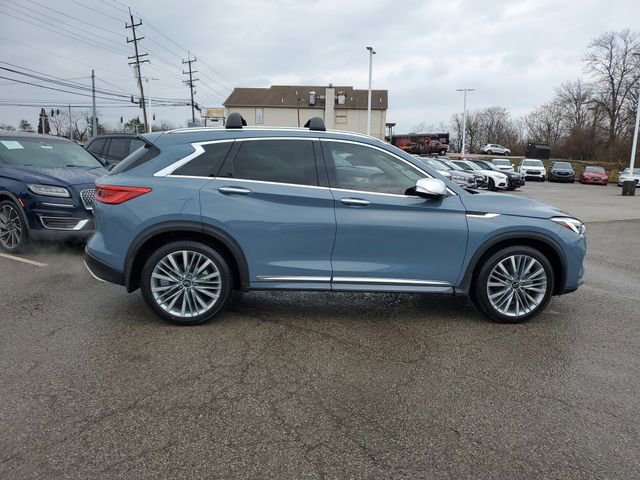 Used 2023 INFINITI QX50 Sensory w/ Accent Package image 3