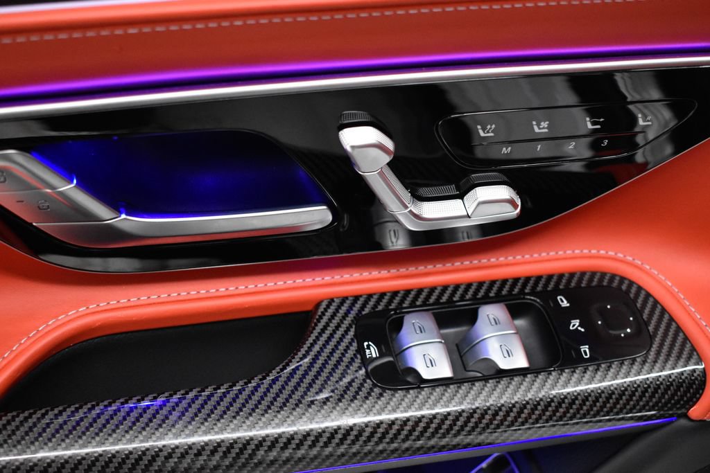 Certified 2022 Mercedes-Benz SL 63 AMG 4MATIC image 17