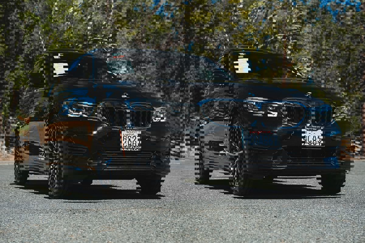 Used 2019 BMW 330i Sedan w/ Convenience Package image 8