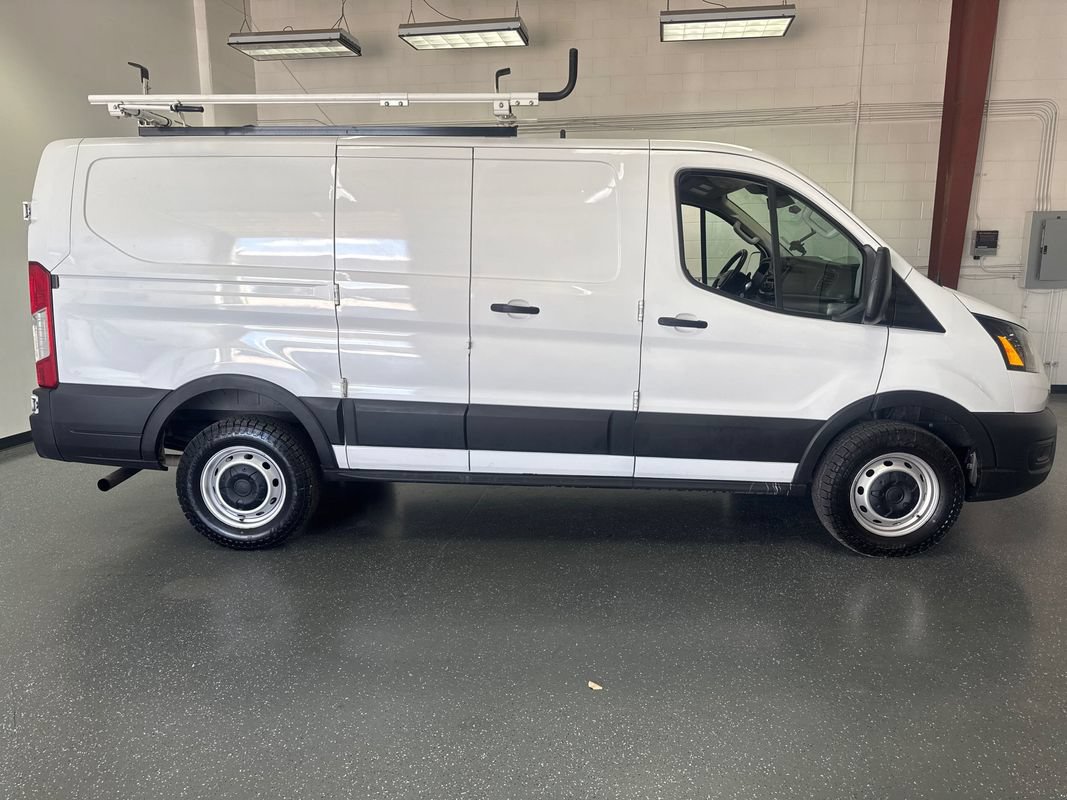 Used 2020 Ford Transit 250 Low Roof RWD image 3
