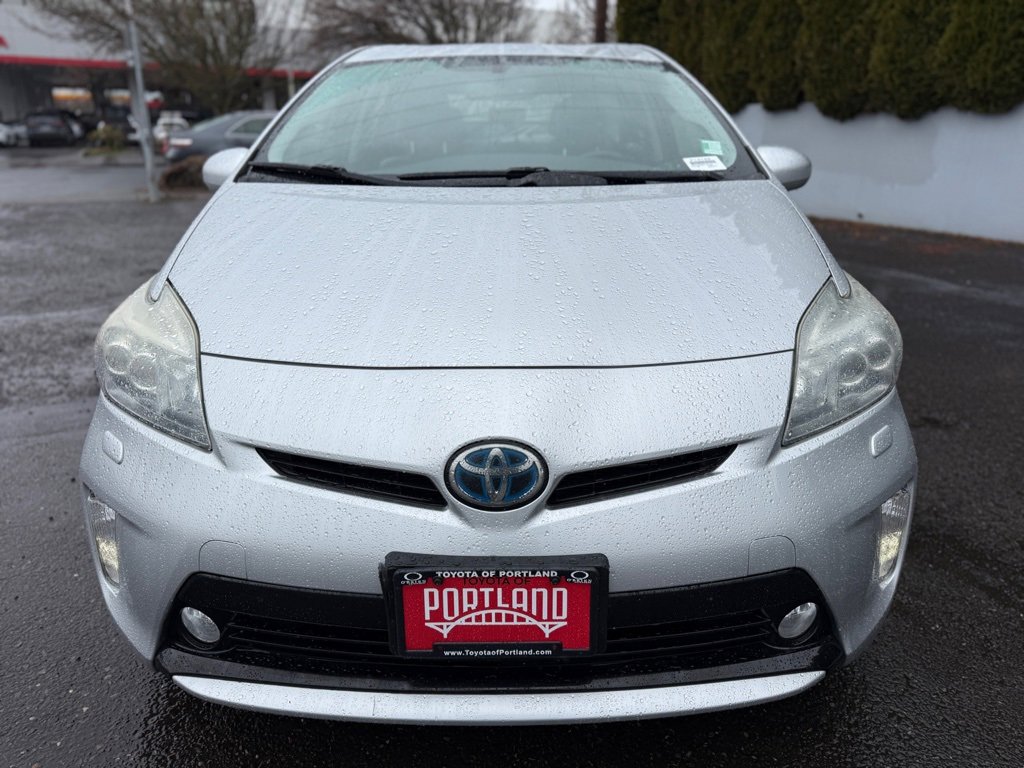 Used 2015 Toyota Prius Five w/ Advanced Technology Package image 3