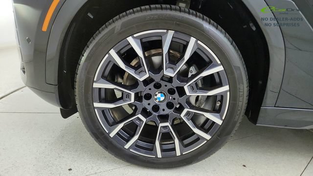 Used 2026 BMW X6 xDrive40i AWD/4WD image 57