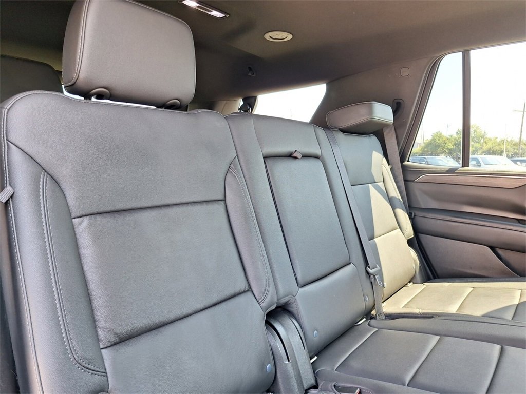 Used 2021 Chevrolet Tahoe Z71 w/ Z71 Off-Road Package image 31