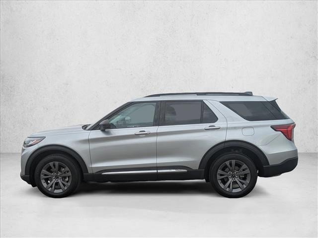 Used 2025 Ford Explorer Active w/ Active Comfort Package image 19