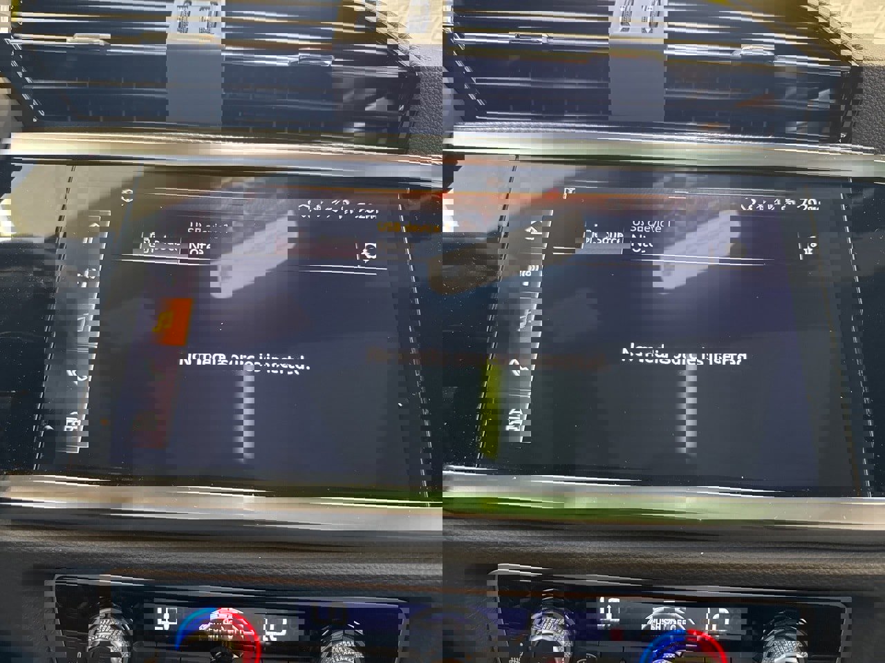 New 2025 Audi Q3 2.0T Premium image 26