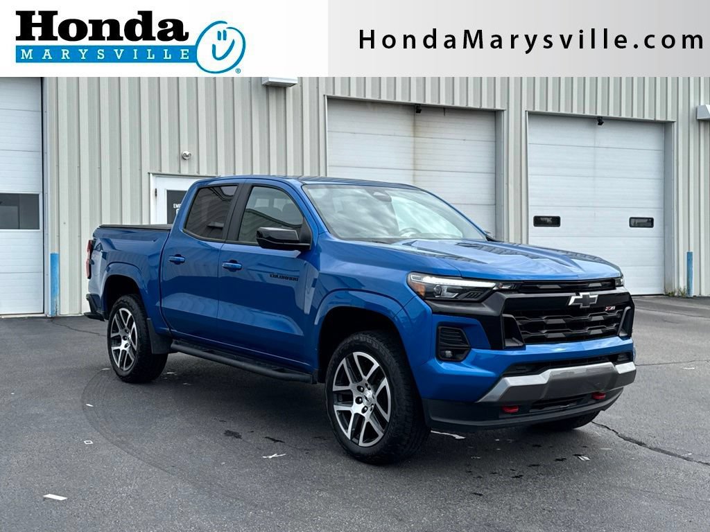 Used 2023 Chevrolet Colorado Z71 w/ Z71 Convenience Package 2