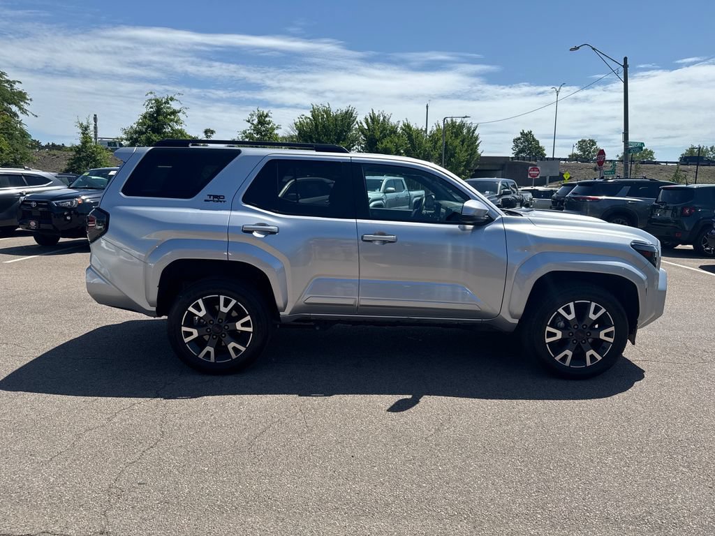 Used 2025 Toyota 4Runner TRD Sport AWD/4WD image 9