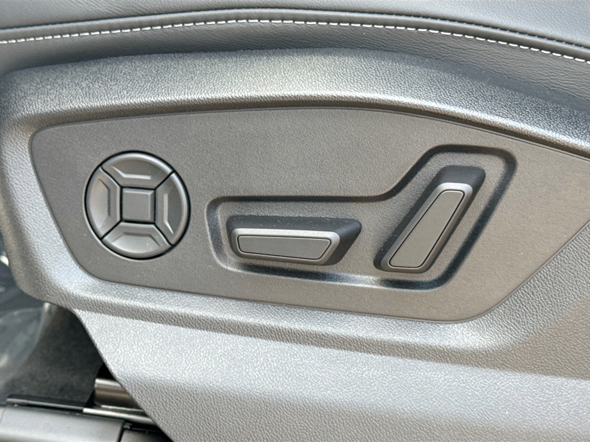 New 2026 Audi Q8 Premium Plus AWD/4WD image 30