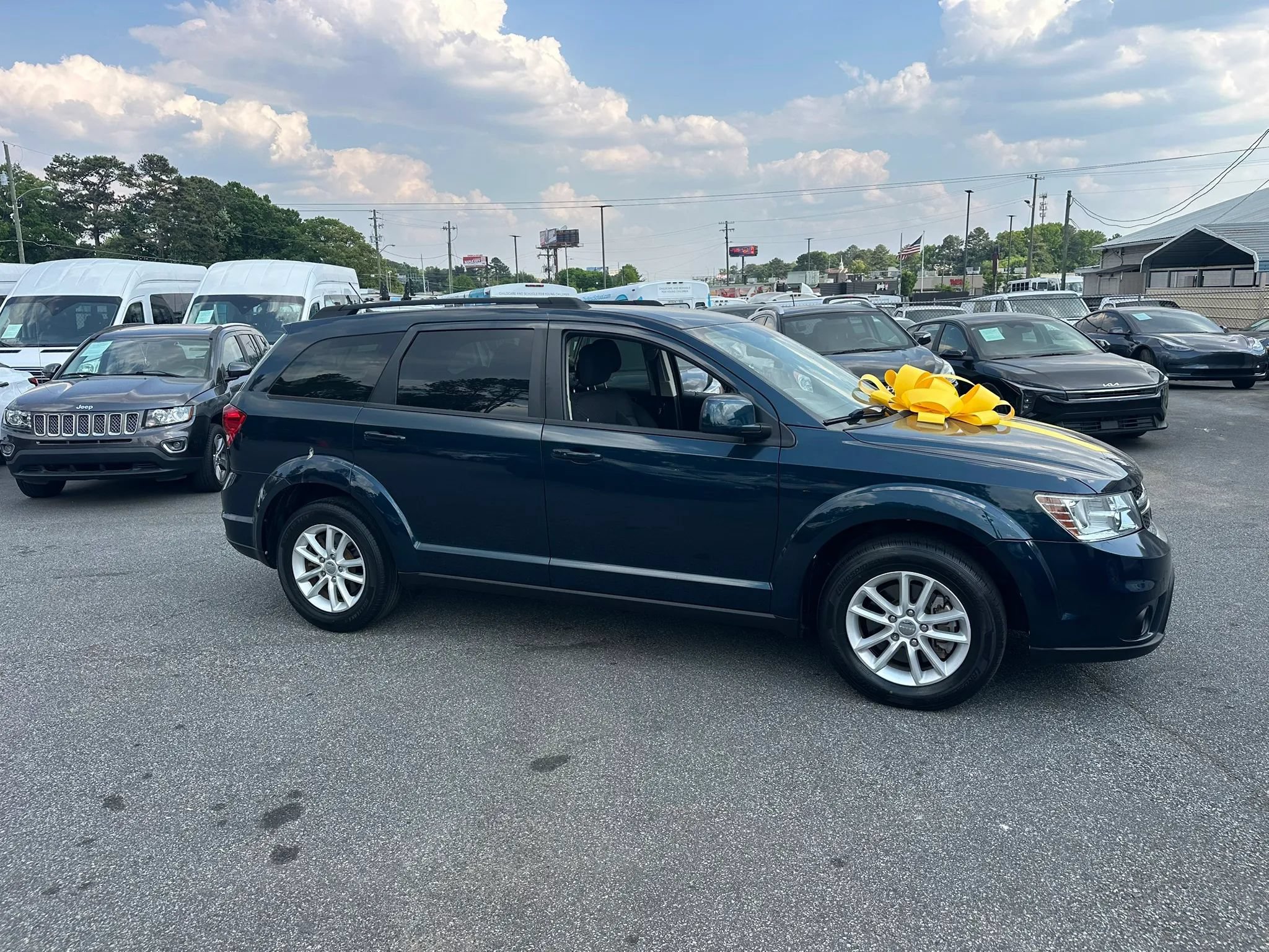 Used 2013 Dodge Journey SXT FWD image 12